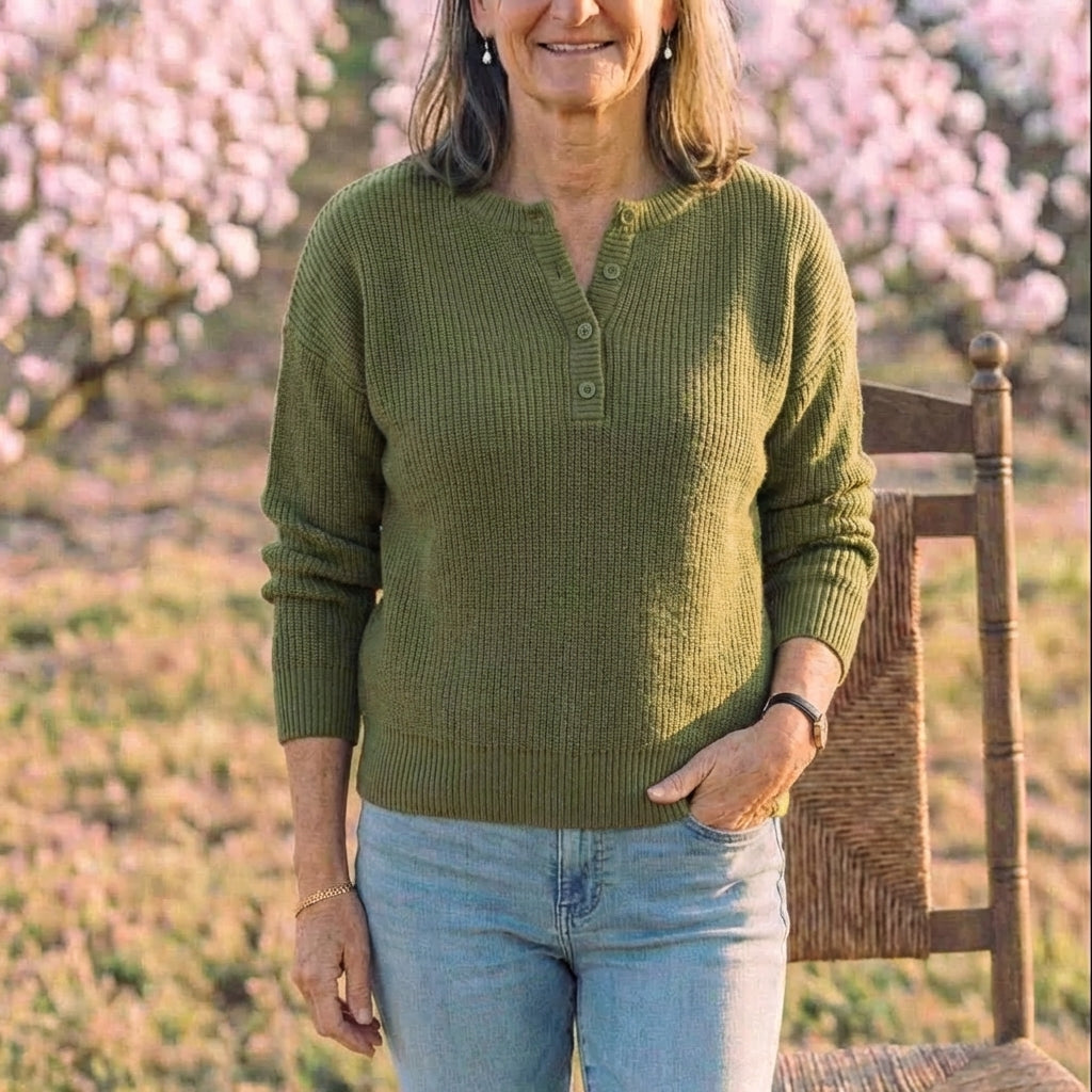Gwen – Gracefully Designed Jumper