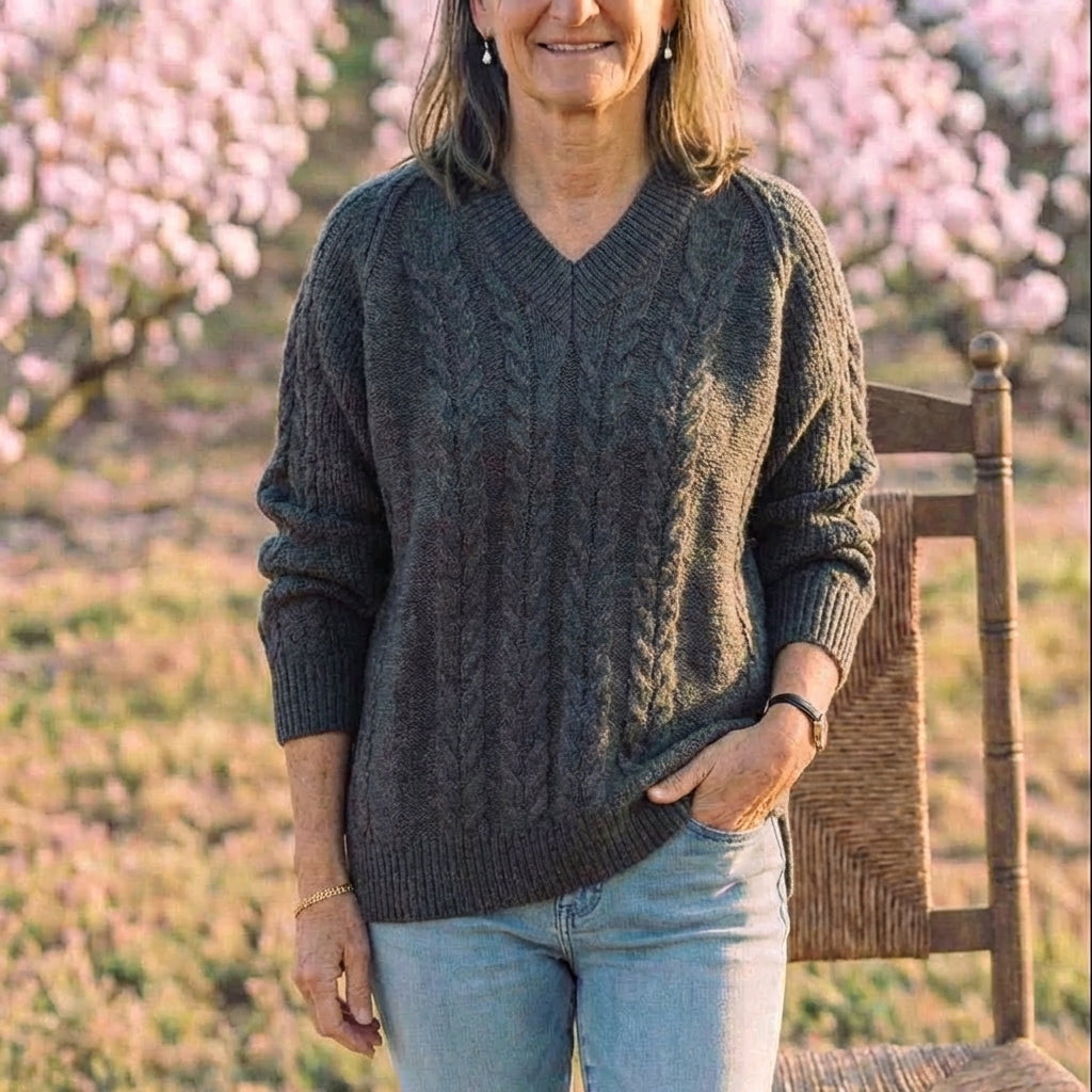 Esther – Elegantly Designed Jumper