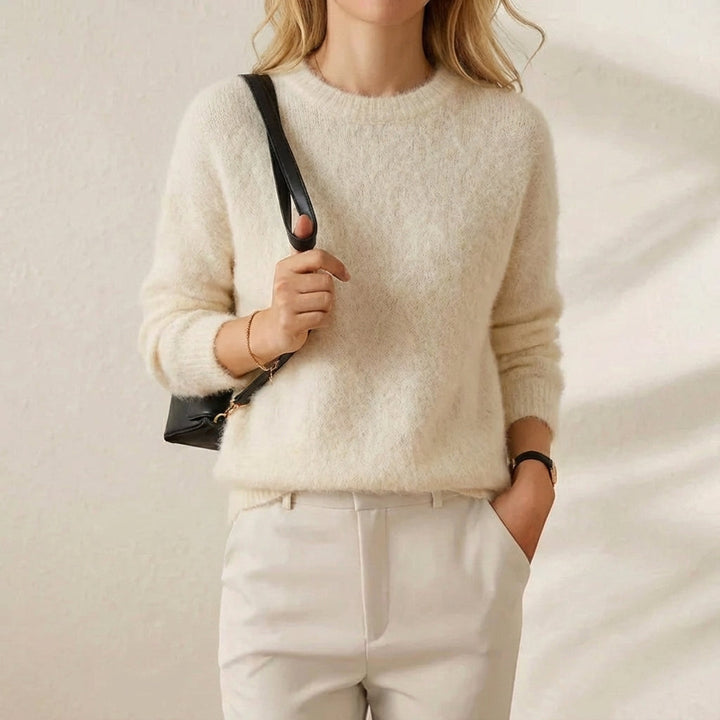 Lorna – Fluffy Crewneck Jumper